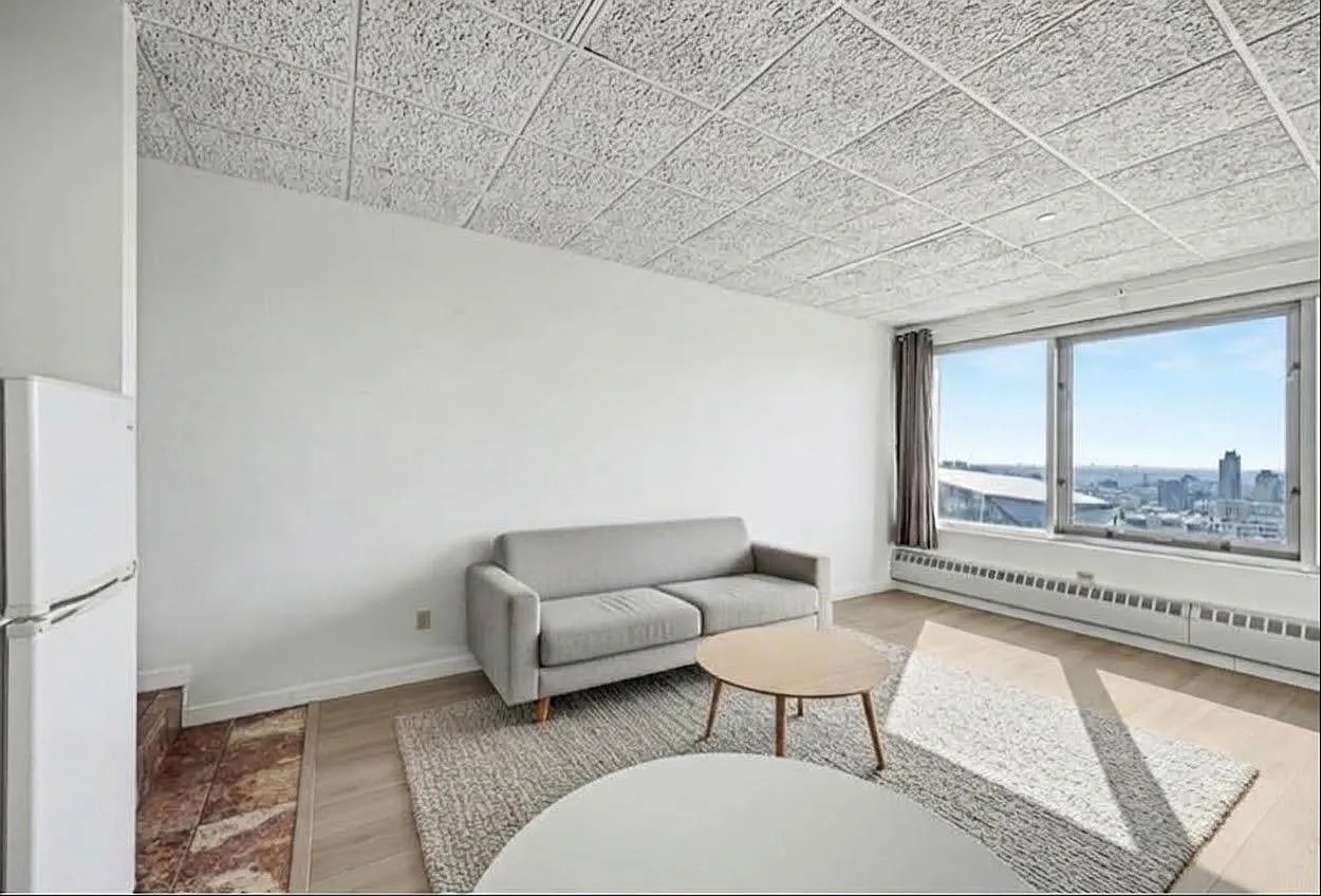 Studio, 1.0 bath, 542 sqft, $995 — Photo 4
