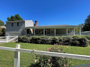 458 Mechams Cove Rd, Topping, VA 23169