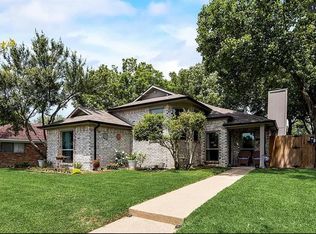 7713 Salzburg Dr, Rowlett, TX 75089