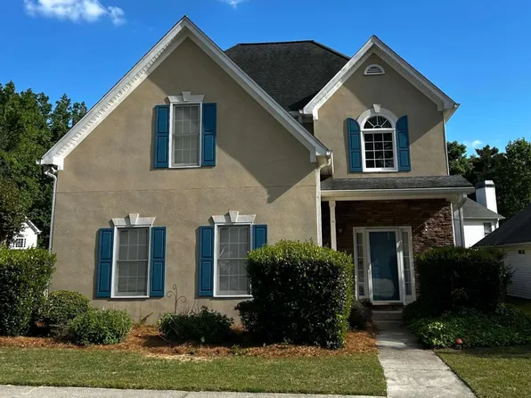 105 Woodbrooke Ct, Fayetteville, GA 30214