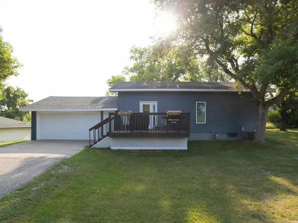 226 Elm St W, Detroit Lakes, MN 56501