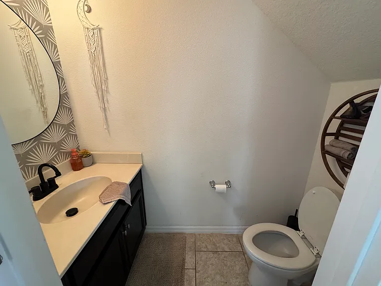 101 Misty Glen Ln — Photo 5