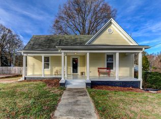113 Bryant St, Eden, NC 27288