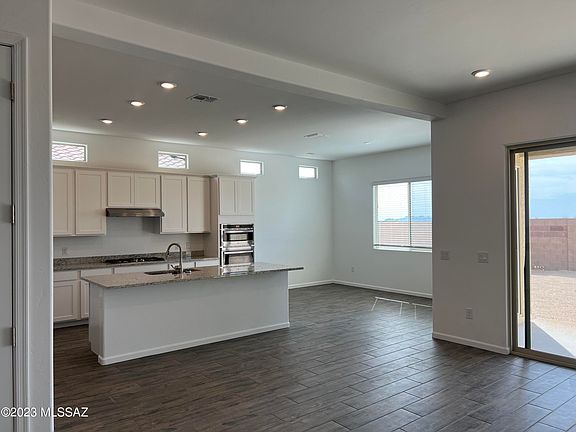 5th image of 10677 N Cactus Point Dr