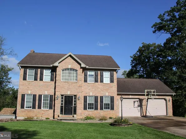 155 Park Dr, Reedsville, PA 17084