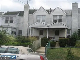 3 bed, 1144 sqft, $1,700 — Photo 1