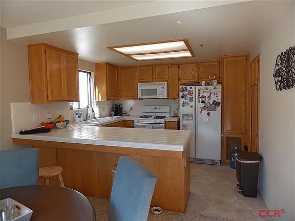 5th image of 554 Buchon St