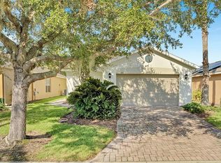 108 Grand Canal Dr, Poinciana, FL 34759