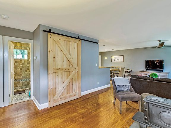 5th image of 51 Homewood Dr