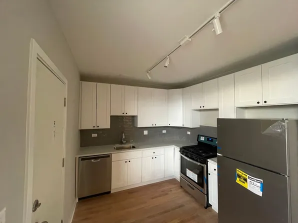 5456 N Sawyer Ave APT 3, Chicago, IL 60625