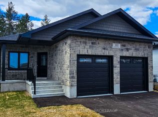 171 Creighton Dr, Loyalist, ON K0H2H0