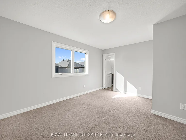 918 Kilbirnie Dr — Photo 17