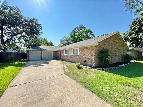 10915 Gatlinburg Dr Photo 1