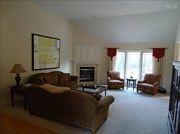 5th image of 8108 High Oaks Dr