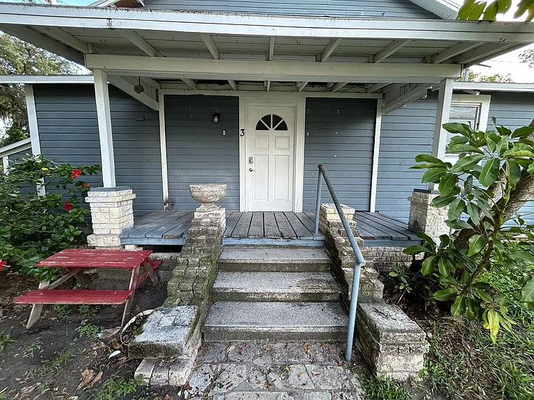 522 7th Ave W — Photo 2