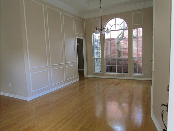 4th image of 3485 Forest Hills Cir