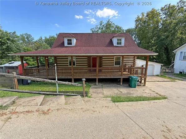 11438 Coal River Rd, Saint Albans, WV 25177