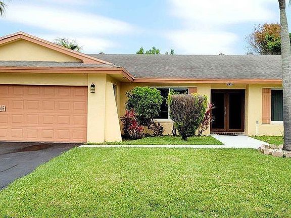 3rd image of 6991 NW 20th Ct