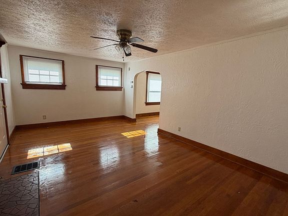 2nd image of 228 Fernwood Ave