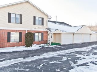 4415 Maureen Ct SE #XVI, Cedar Rapids, IA 52403