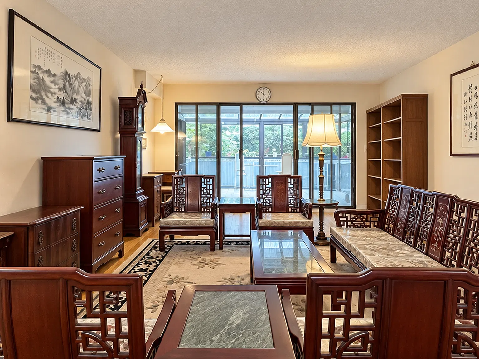 1 bed, 1300 sqft, $1,199 — Photo 2