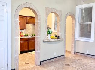 420 E Dewey Pl #107, San Antonio, TX 78212