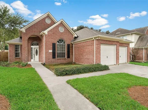 18423 Cobblestone Dr, Cypress, TX 77429