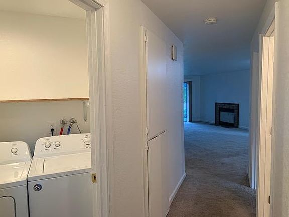 2nd image of 2629 Lincoln Way APT D10