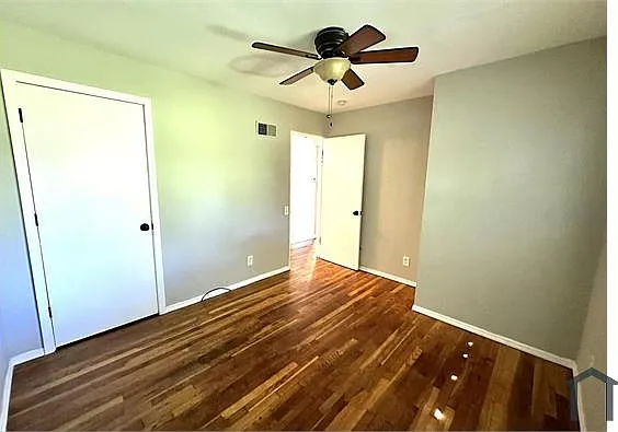 11722 Criterion Ave — Photo 12