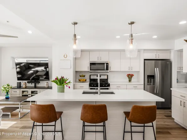 4252 Ripple Ln, Glenwood Springs, CO 81601