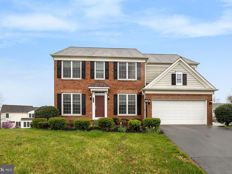 1st image of 10818 Valley Falls Ct
