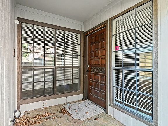 2nd image of 6206 Post Oak Ter