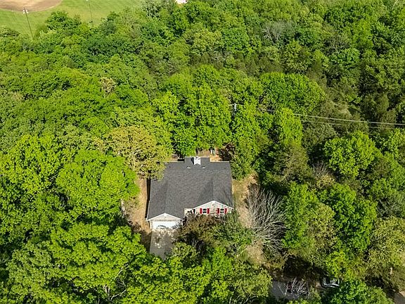 2nd image of 9508 Bent Tree Dr