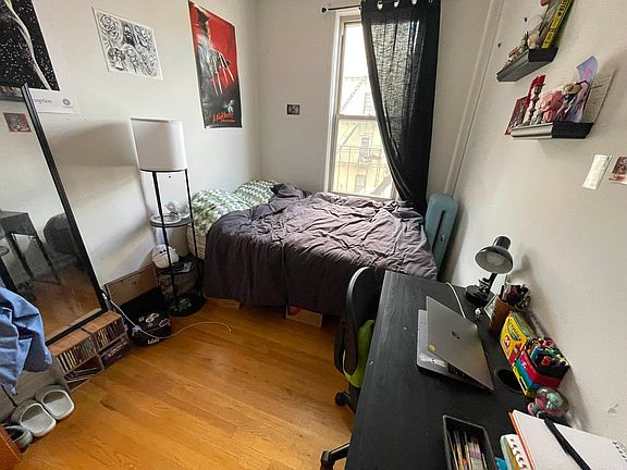 3rd image of 25-42 Steinway St #3F