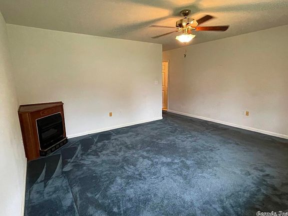 4th image of 110 Summerwood Dr