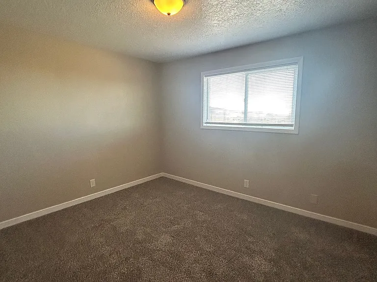 947 & 949 Renee Ave — Photo 23