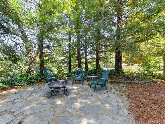 4th image of 3018 San Lorenzo Way