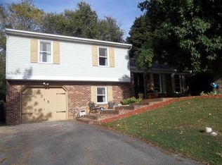 215 Springfield Rd, Landisville, PA 17538
