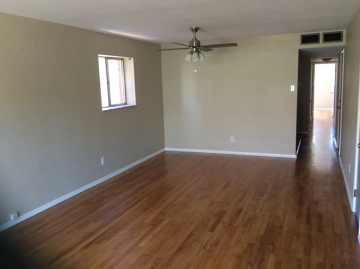 Dining Room - 7320 Hampshire Dr #1