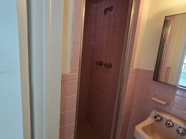 90 Harvey Ave #1 — Photo 17