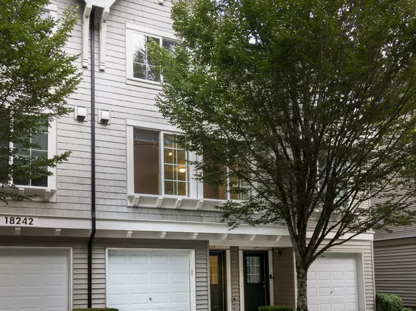 18242 NE 96th Way, Redmond, WA
