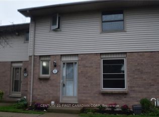 1855 Aldersbrook Rd #11, London, ON N6G4R5