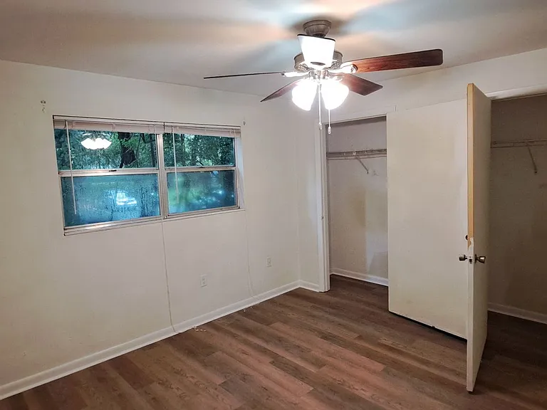 3925 SW 26th Ter — Photo 15