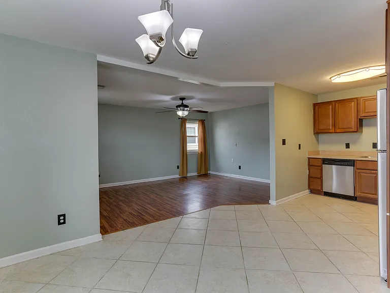 3521 Dana Ln — Photo 11