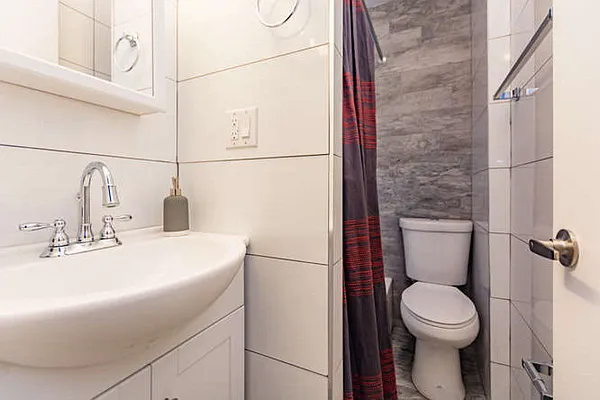 Rented by Bohemia Realty Group | media 16