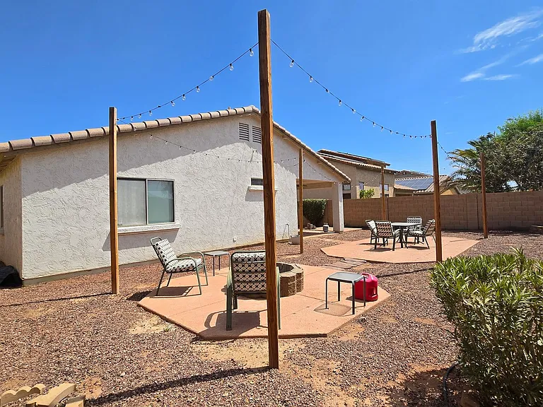 25673 W Northern Lights Way — Photo 35