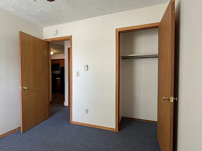 426 S Grant St — Photo 14