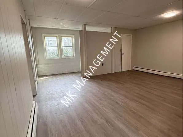 1004 S Webster Ave, Scranton, PA 18505