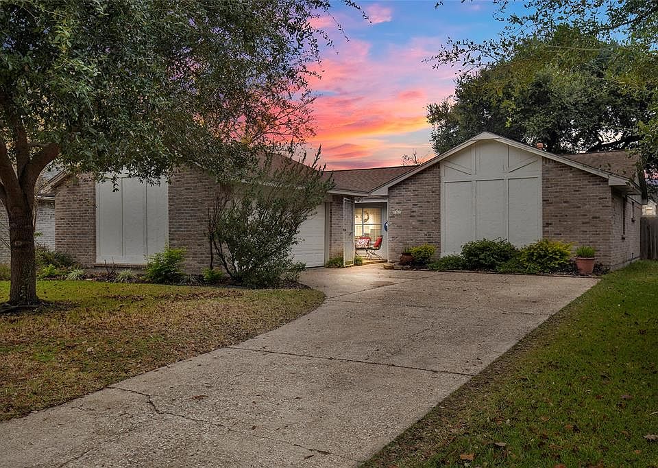 1st image of 7303 Echo Pines Dr