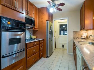406 Slaughter Ln, Euless, TX 76040